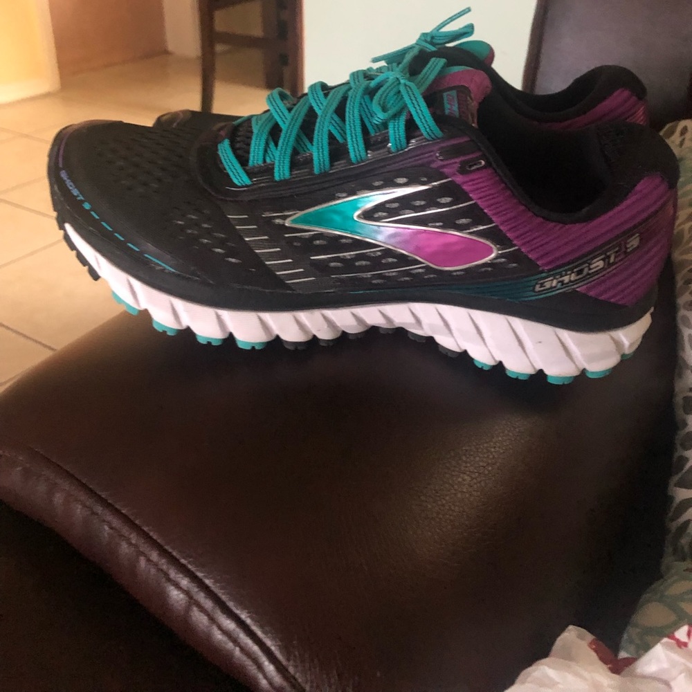 Brooks shoes